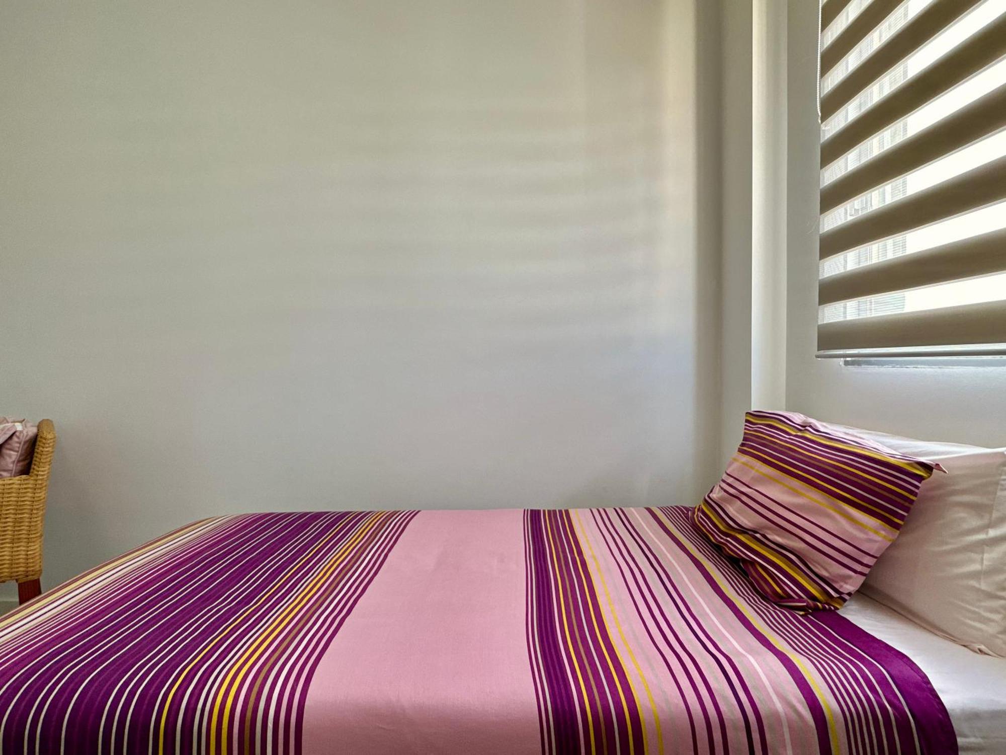Hostiguest Coliving Leon Y Castillo Las Palmas de Gran Canaria Exterior photo